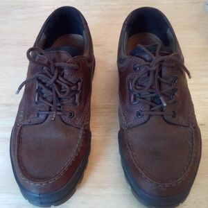 ECCO TRACK SHOES FOR MEN USED GOOD CONDITION SIZE 9